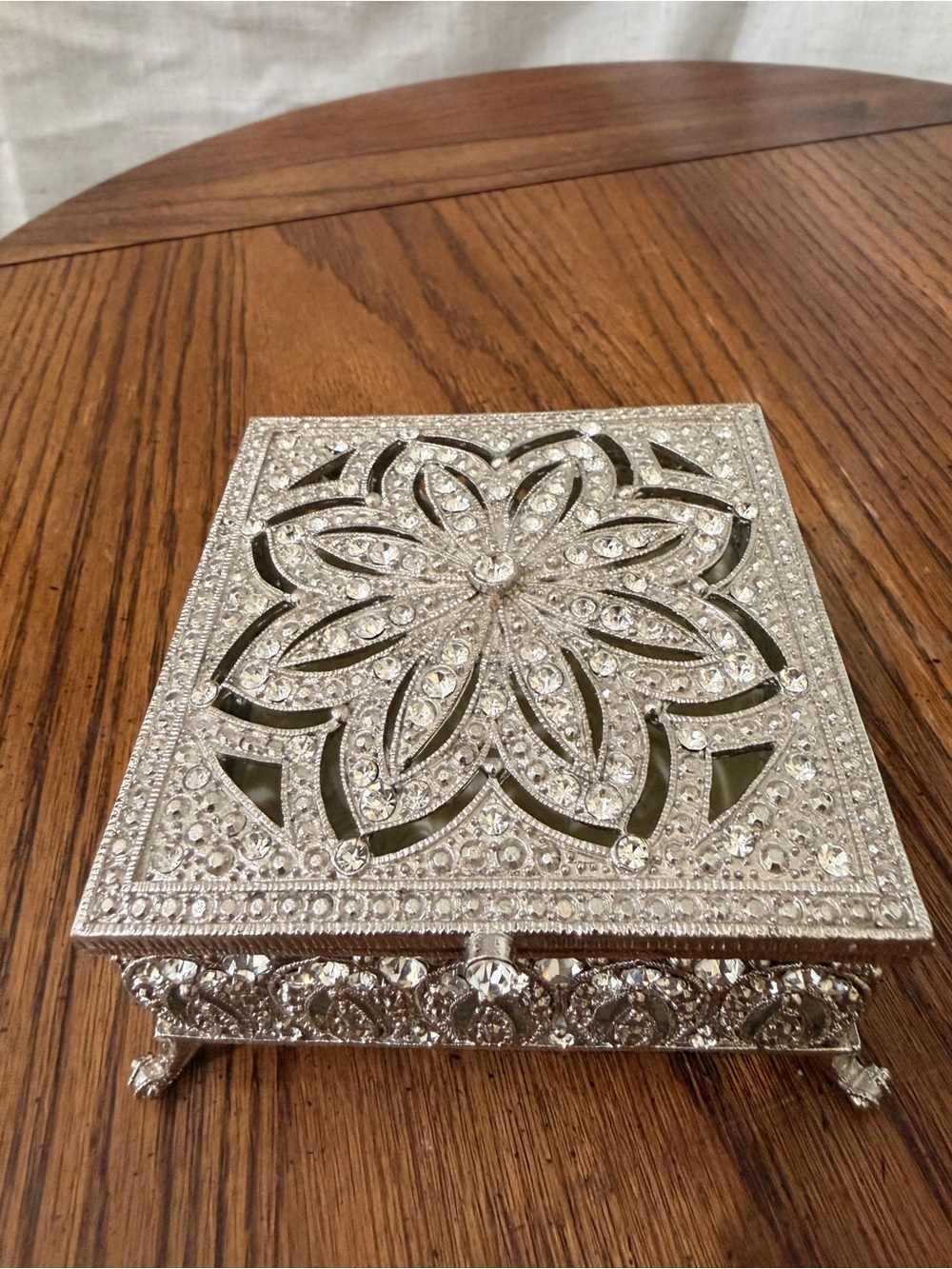 Christian Siriano Silver Rhinestone Crystal Jewelry Trinket Box Hinged Floral